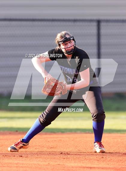 Thumbnail 1 in Etowah @ Cherokee photogallery.
