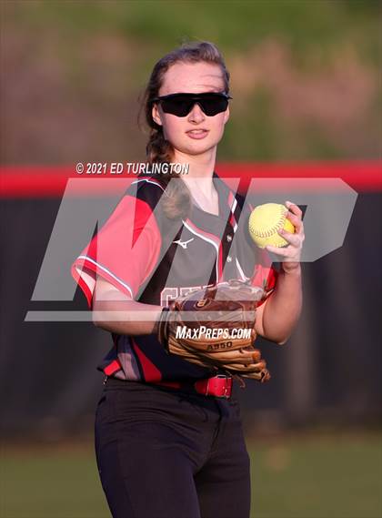 Thumbnail 1 in Etowah @ Cherokee photogallery.