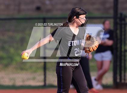 Thumbnail 3 in Etowah @ Cherokee photogallery.