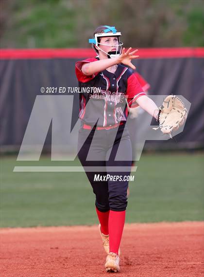 Thumbnail 3 in Etowah @ Cherokee photogallery.