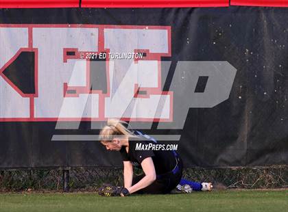 Thumbnail 1 in Etowah @ Cherokee photogallery.