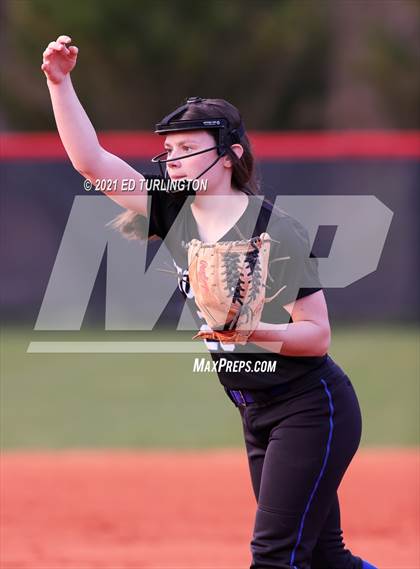 Thumbnail 2 in Etowah @ Cherokee photogallery.