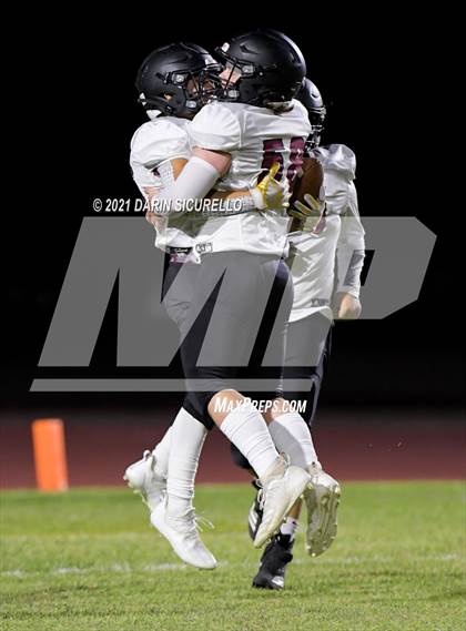 Thumbnail 3 in  Skyline vs. Red Mountain  photogallery.