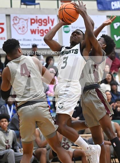 Thumbnail 3 in United Faith Christian Academy vs. Greenfield (NCISAA 1A State Championship) photogallery.