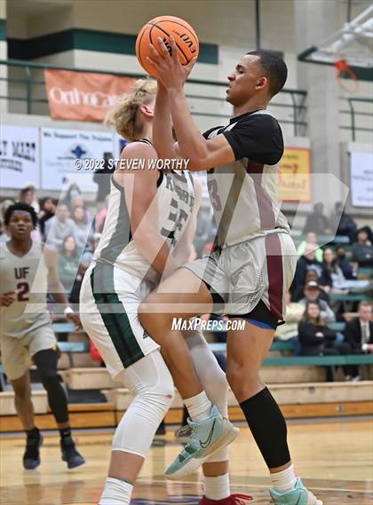 Thumbnail 1 in United Faith Christian Academy vs. Greenfield (NCISAA 1A State Championship) photogallery.