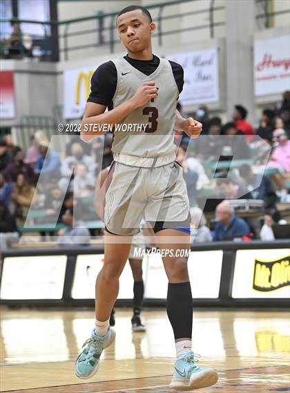 Thumbnail 3 in United Faith Christian Academy vs. Greenfield (NCISAA 1A State Championship) photogallery.