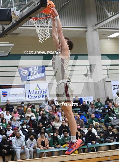 Thumbnail 1 in United Faith Christian Academy vs. Greenfield (NCISAA 1A State Championship) photogallery.