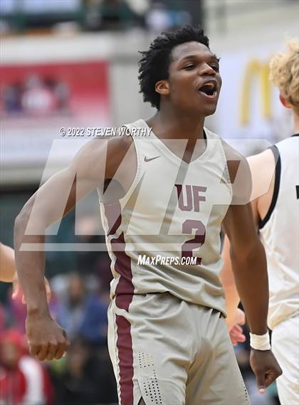 Thumbnail 3 in United Faith Christian Academy vs. Greenfield (NCISAA 1A State Championship) photogallery.