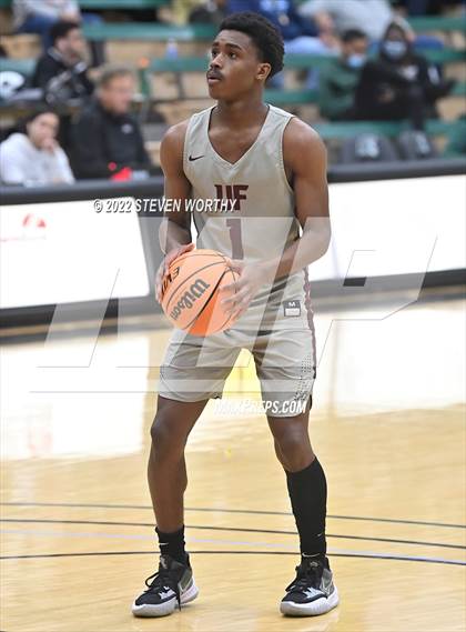 Thumbnail 1 in United Faith Christian Academy vs. Greenfield (NCISAA 1A State Championship) photogallery.