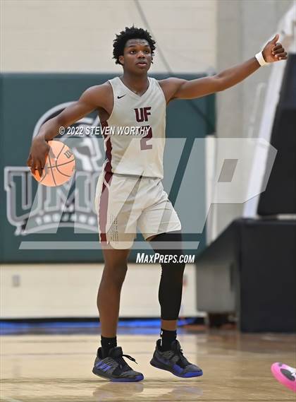 Thumbnail 2 in United Faith Christian Academy vs. Greenfield (NCISAA 1A State Championship) photogallery.