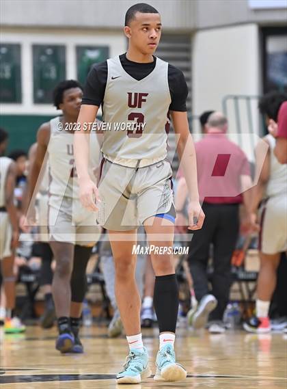 Thumbnail 2 in United Faith Christian Academy vs. Greenfield (NCISAA 1A State Championship) photogallery.