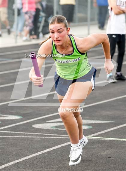 Thumbnail 3 in Green Canyon and Logan @ Ridgeline (4x200m Relay) photogallery.