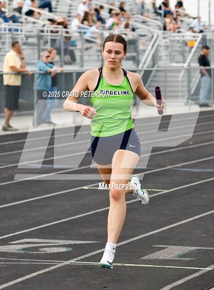 Thumbnail 3 in Green Canyon and Logan @ Ridgeline (4x200m Relay) photogallery.