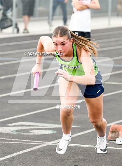 Thumbnail 2 in Green Canyon and Logan @ Ridgeline (4x200m Relay) photogallery.