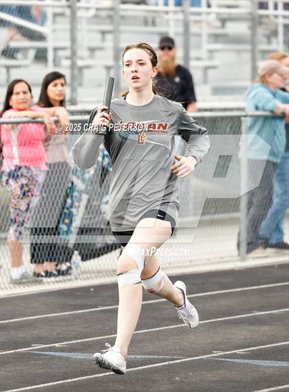 Thumbnail 3 in Green Canyon and Logan @ Ridgeline (4x200m Relay) photogallery.