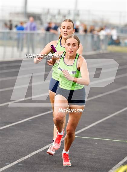 Thumbnail 2 in Green Canyon and Logan @ Ridgeline (4x200m Relay) photogallery.