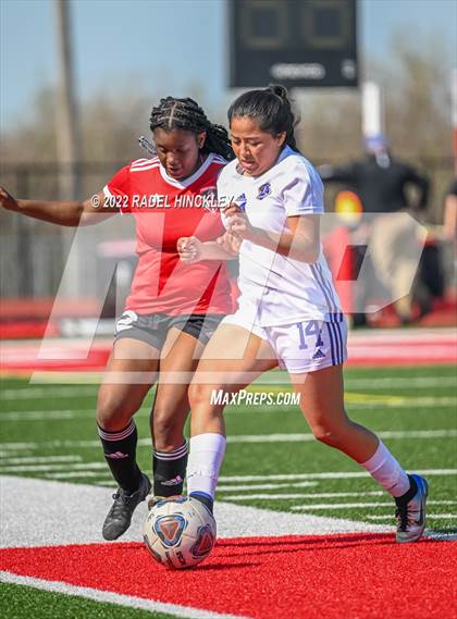Thumbnail 3 in Belton @ Fort Osage photogallery.