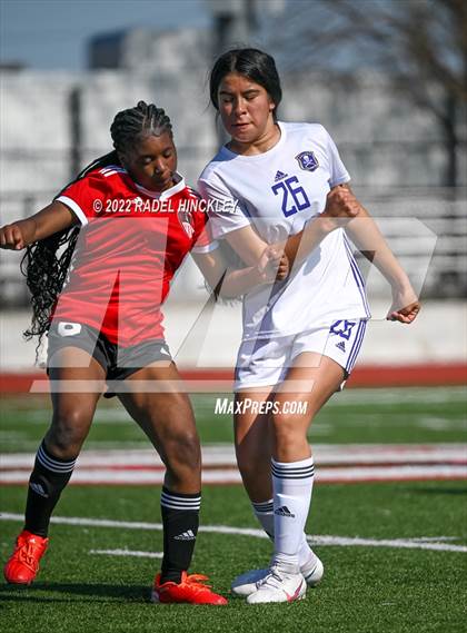 Thumbnail 3 in Belton @ Fort Osage photogallery.