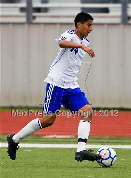 Thumbnail 2 in Clear Lake vs Seven Lakes (Pasadena Cup Invitational) photogallery.