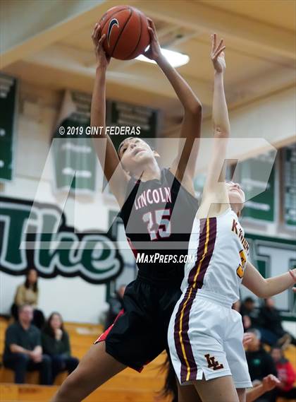 Thumbnail 2 in Lincoln vs. Las Lomas (Elite is Earned New Year Classic) photogallery.