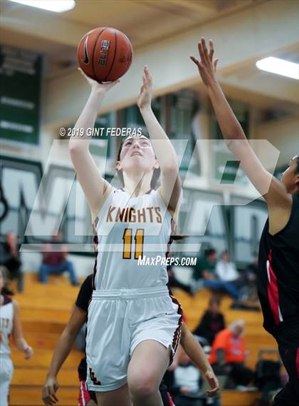 Thumbnail 3 in Lincoln vs. Las Lomas (Elite is Earned New Year Classic) photogallery.