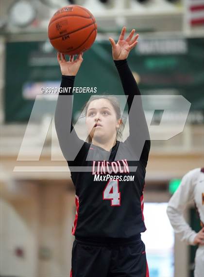 Thumbnail 2 in Lincoln vs. Las Lomas (Elite is Earned New Year Classic) photogallery.