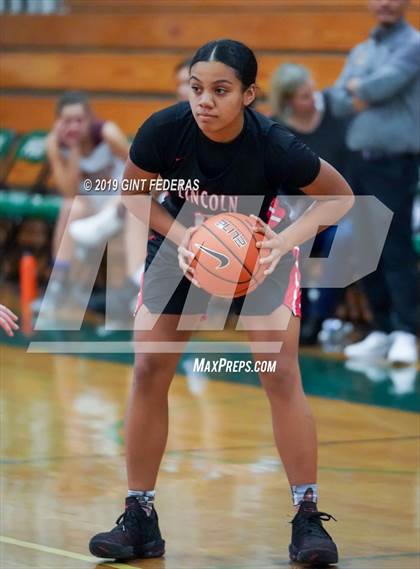 Thumbnail 3 in Lincoln vs. Las Lomas (Elite is Earned New Year Classic) photogallery.