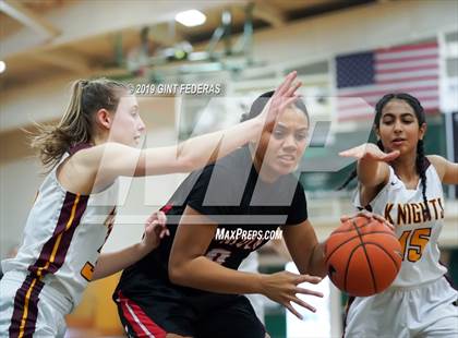 Thumbnail 2 in Lincoln vs. Las Lomas (Elite is Earned New Year Classic) photogallery.