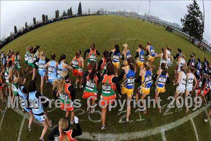 Thumbnail 2 in Nike Cross Nationals photogallery.