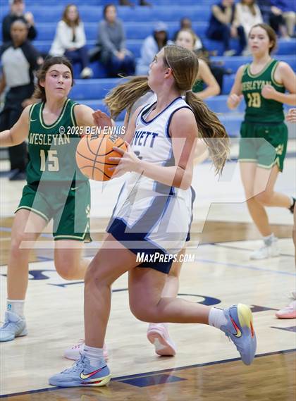 Thumbnail 2 in Wesleyan @ Lovett photogallery.