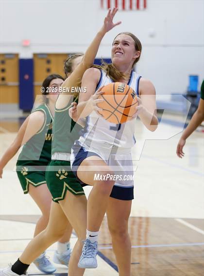 Thumbnail 2 in Wesleyan @ Lovett photogallery.