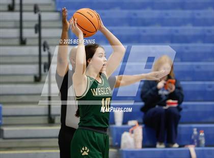 Thumbnail 2 in Wesleyan @ Lovett photogallery.