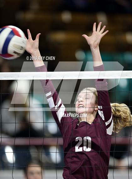 Thumbnail 1 in Palmer Ridge vs. Cheyenne Mountain (CHSAA 4A State Semifinal) photogallery.