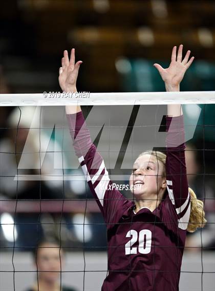 Thumbnail 3 in Palmer Ridge vs. Cheyenne Mountain (CHSAA 4A State Semifinal) photogallery.