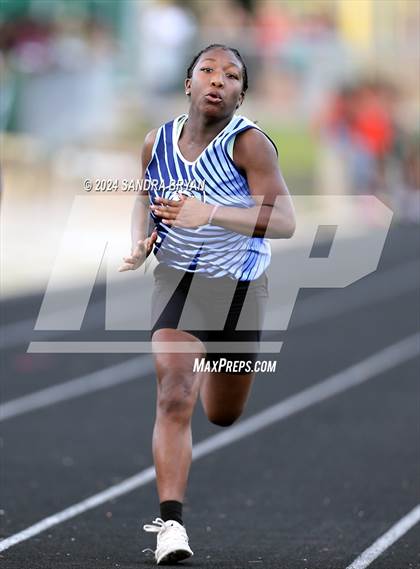 Thumbnail 1 in Independence Meet photogallery.