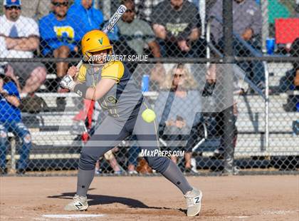 Thumbnail 2 in Vanden vs. Benicia (D3 CIF SJS Final Game 1) photogallery.