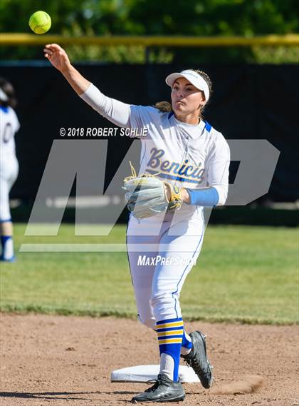 Thumbnail 1 in Vanden vs. Benicia (D3 CIF SJS Final Game 1) photogallery.
