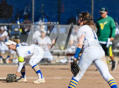 Thumbnail 2 in Vanden vs. Benicia (D3 CIF SJS Final Game 1) photogallery.