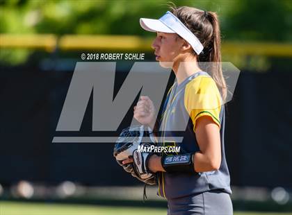 Thumbnail 3 in Vanden vs. Benicia (D3 CIF SJS Final Game 1) photogallery.