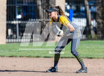 Thumbnail 2 in Vanden vs. Benicia (D3 CIF SJS Final Game 1) photogallery.