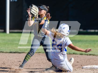 Thumbnail 3 in Vanden vs. Benicia (D3 CIF SJS Final Game 1) photogallery.