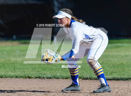 Thumbnail 2 in Vanden vs. Benicia (D3 CIF SJS Final Game 1) photogallery.