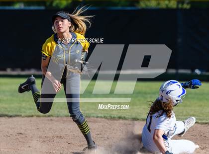 Thumbnail 1 in Vanden vs. Benicia (D3 CIF SJS Final Game 1) photogallery.