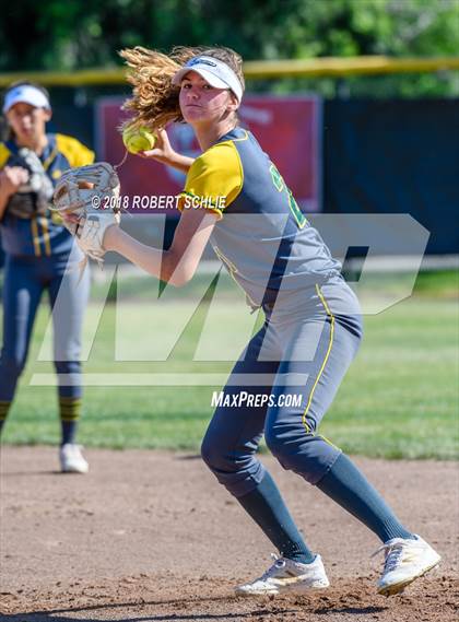 Thumbnail 1 in Vanden vs. Benicia (D3 CIF SJS Final Game 1) photogallery.