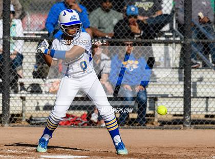 Thumbnail 3 in Vanden vs. Benicia (D3 CIF SJS Final Game 1) photogallery.