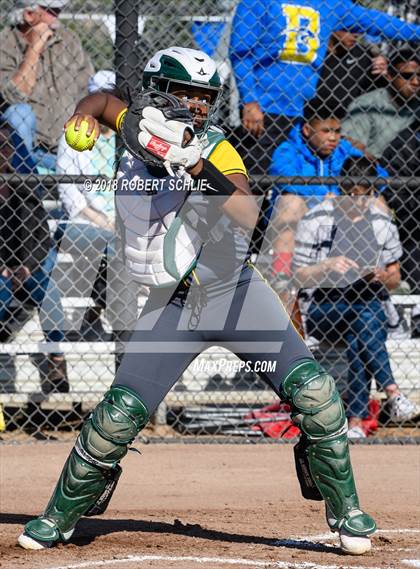 Thumbnail 2 in Vanden vs. Benicia (D3 CIF SJS Final Game 1) photogallery.