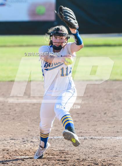 Thumbnail 2 in Vanden vs. Benicia (D3 CIF SJS Final Game 1) photogallery.