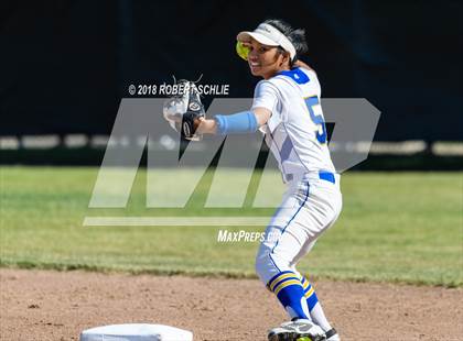 Thumbnail 2 in Vanden vs. Benicia (D3 CIF SJS Final Game 1) photogallery.