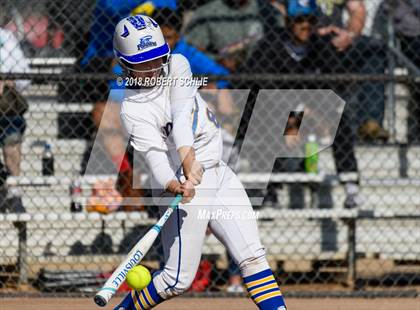 Thumbnail 2 in Vanden vs. Benicia (D3 CIF SJS Final Game 1) photogallery.