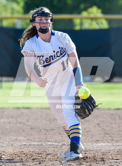 Thumbnail 2 in Vanden vs. Benicia (D3 CIF SJS Final Game 1) photogallery.